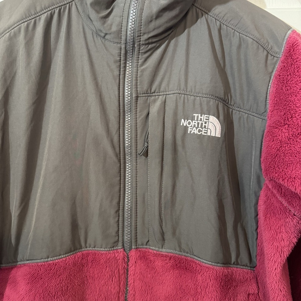 The‎ North Face Women's Thermal Full Zip Jacket, Medium, Berry & Gray, Polartec - Picture 3 of 8